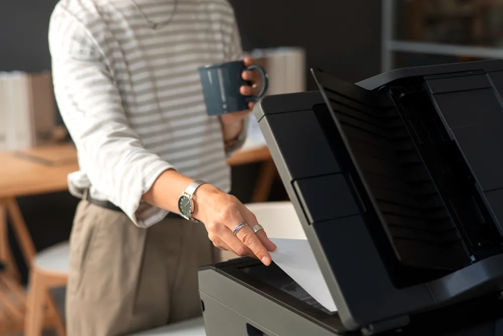 como quitar papel atascado impresora
